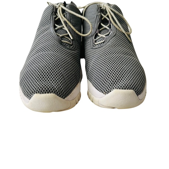 Nike Air Jordan Future Low Grey Mist White Size 12 Sneakers Shoes 718948-003 - Picture 4 of 9
